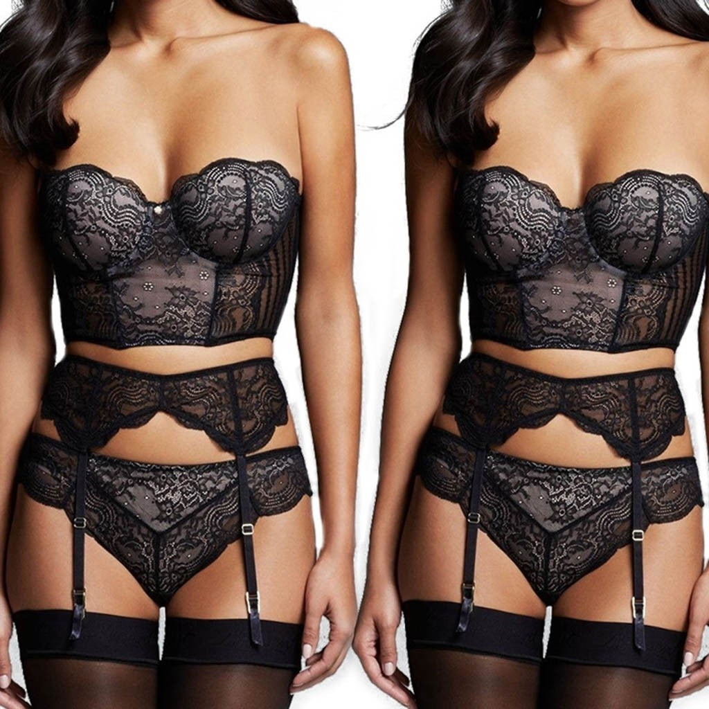 Lace underwear set