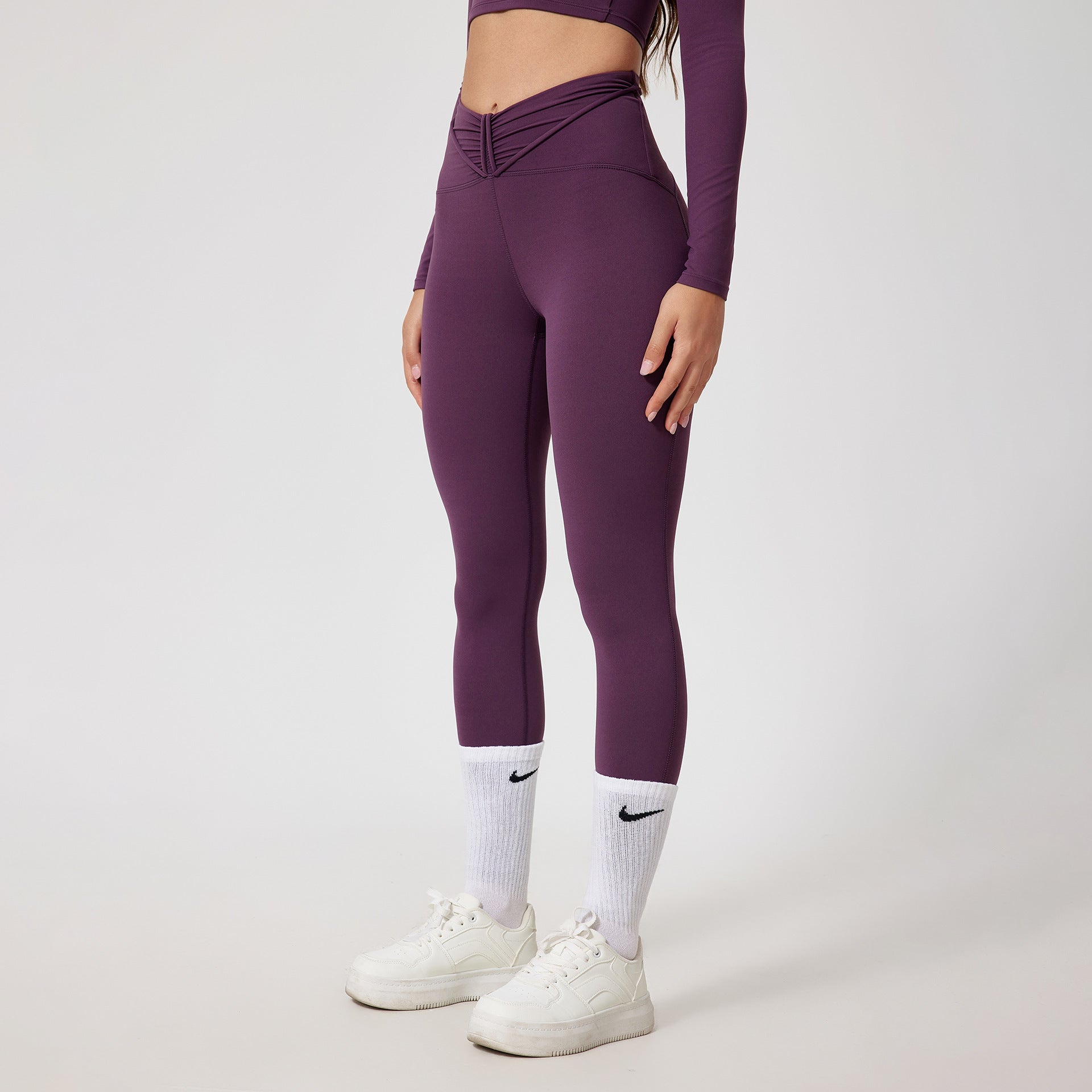 High waist seamless yoga pants shaping leggings for women, designed to enhance your figure and provide comfort during yoga, fitness, and daily activities.